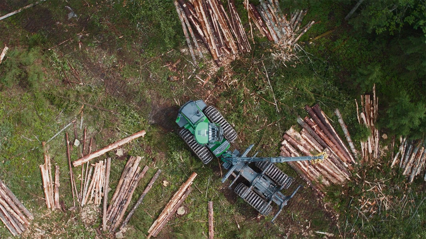 John Deere forgó és szintező fülke