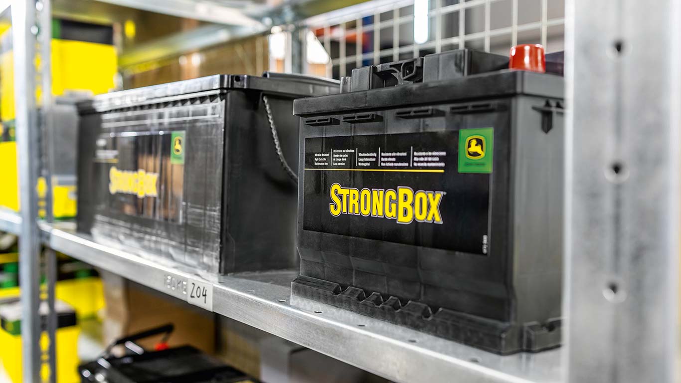 StrongBox™ akkumulátorok