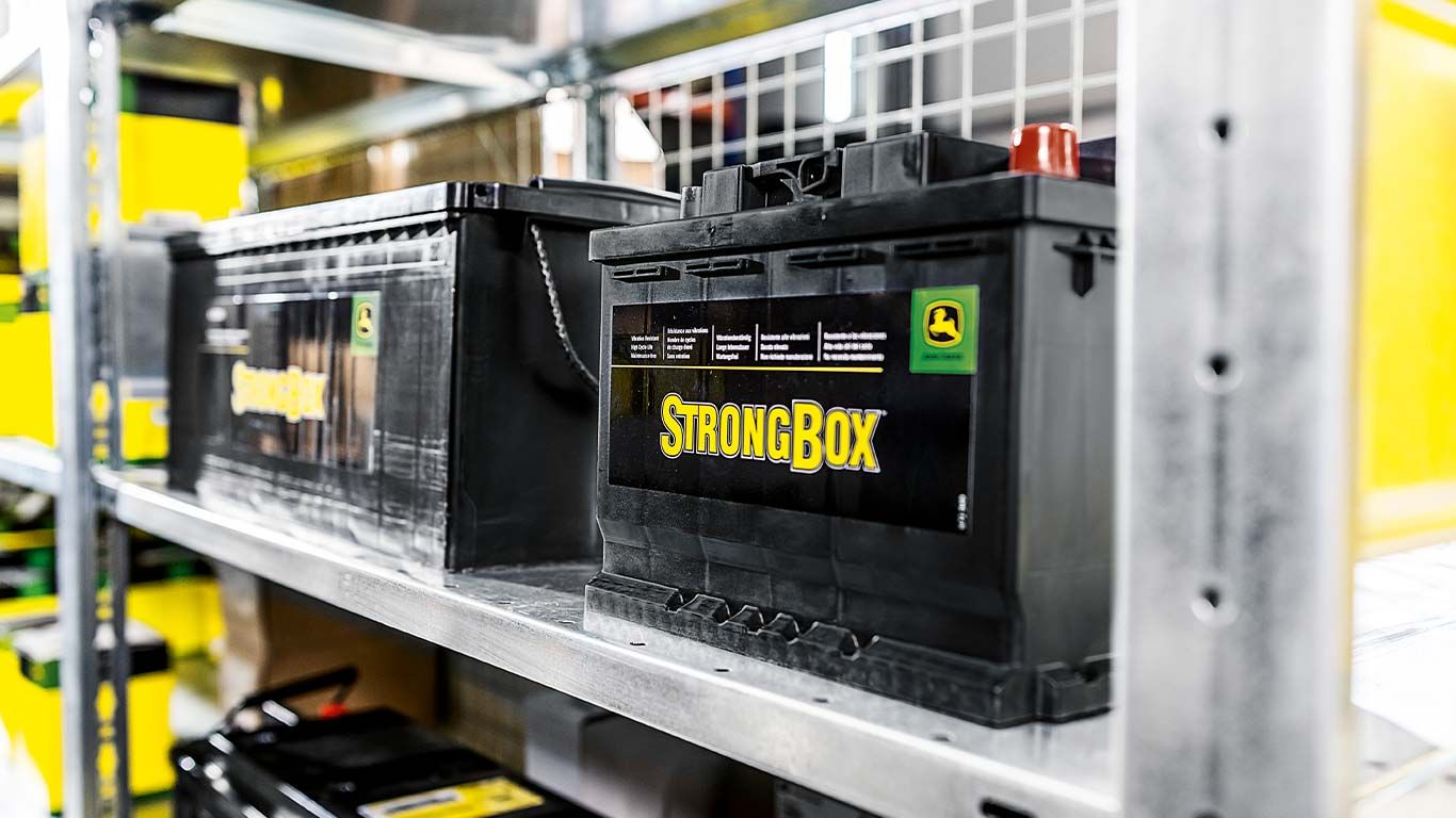StrongBox™ akkumulátorok