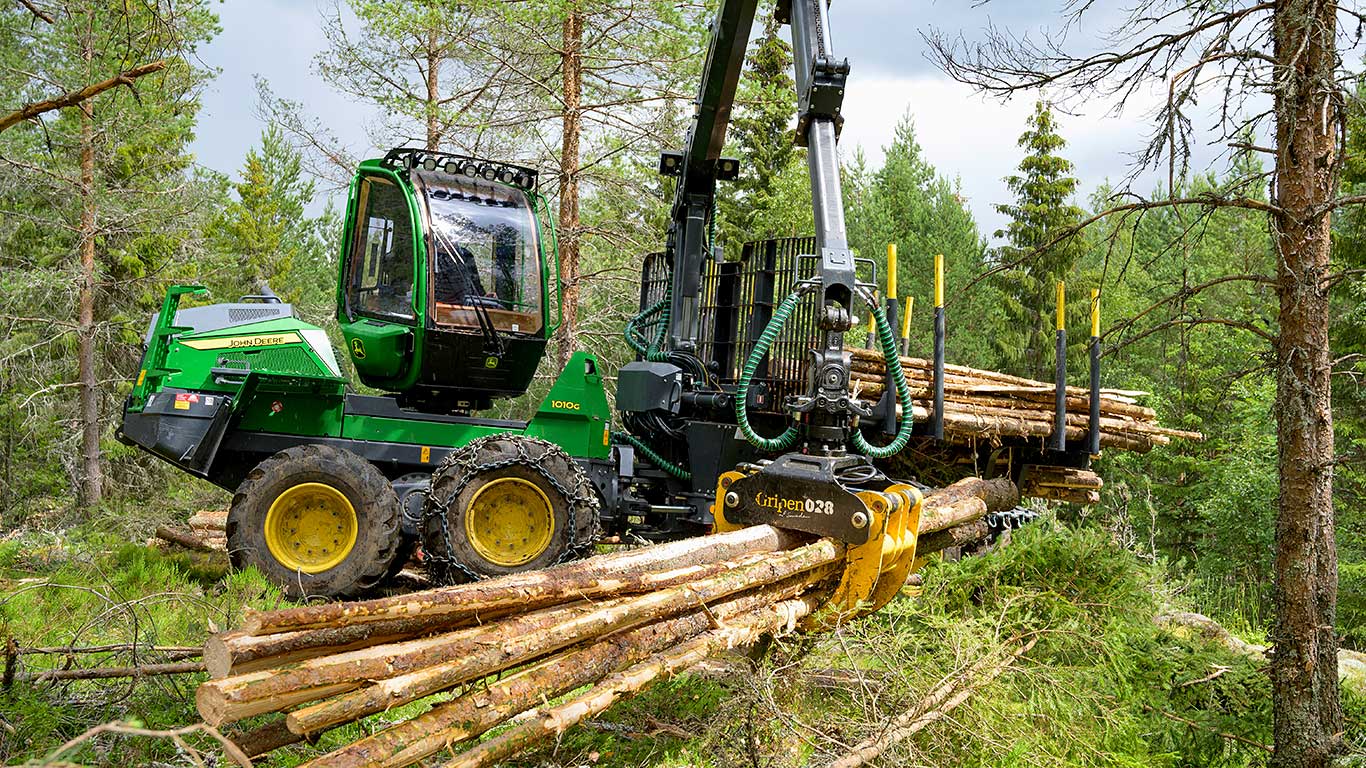 John Deere 1010G működés közben