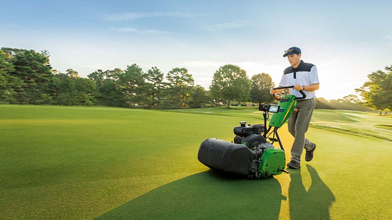 220 E-Cut hibrid, pálya, golfpálya, gyalogvezetésű és traktoros fűnyírók, golf és sport