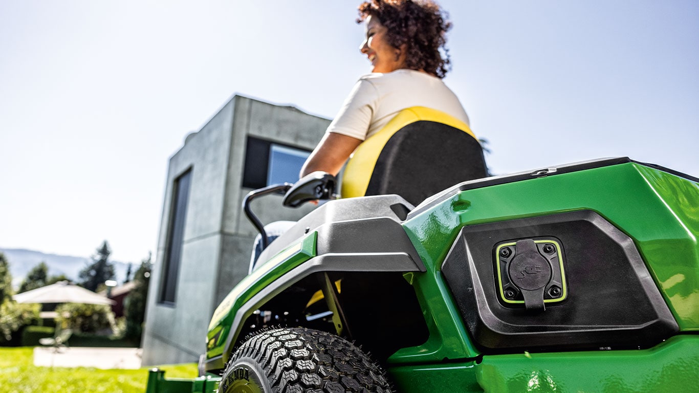 riding-lawn-equipment