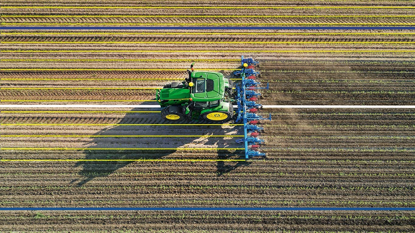ThumbnailJohn Deere S700