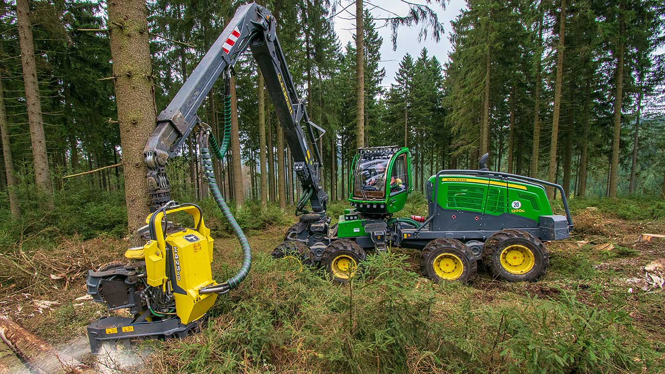 John Deere 1270G betakarítógép H425 betakarítógép-fejjel